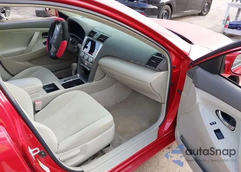 2009 Toyota Camry Le z USA, uszkodzony, nr VIN 4T1BE46K39U382570